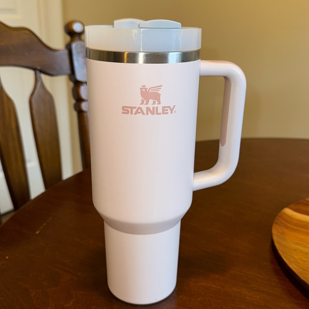 Stanley 40 oz tumbler